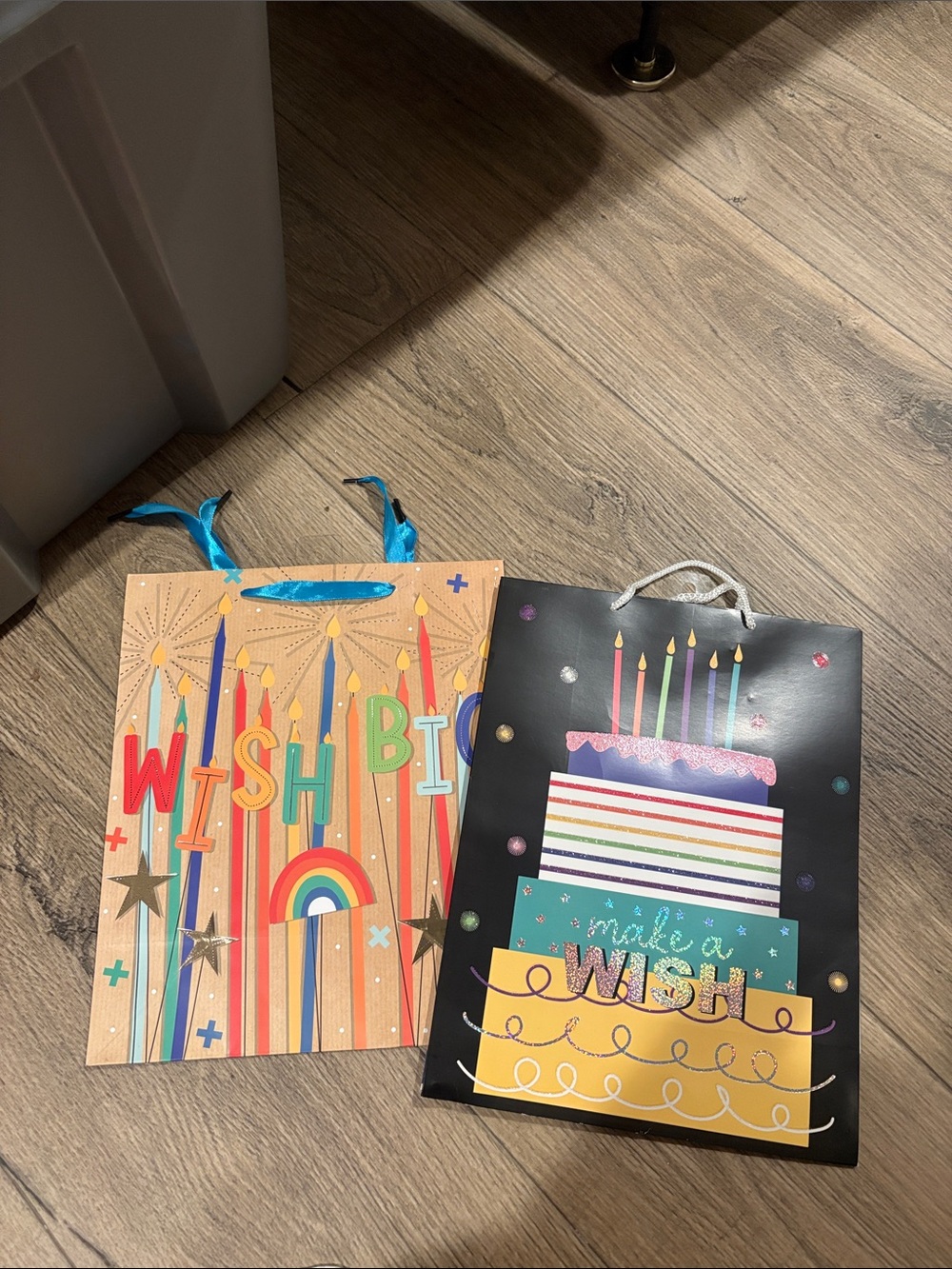Make a Wish Birthday Gift Bags - Multicolor Party Supplies (Set of 2)